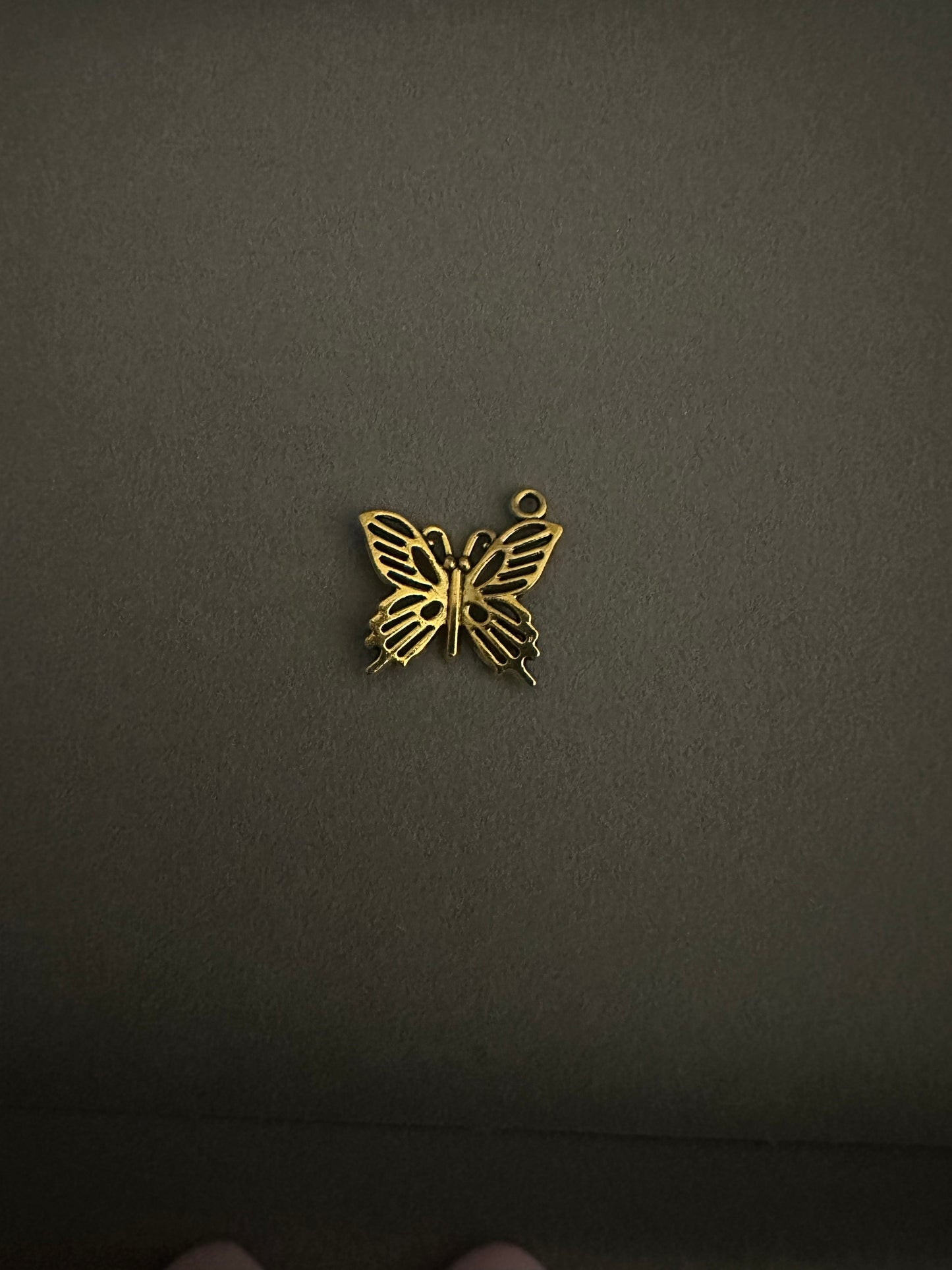 Charm « petit papillon »