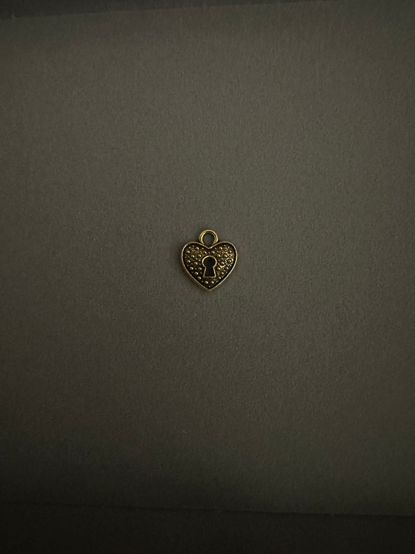 Charm « cœur serrure »